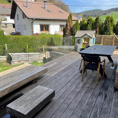 Joli Logement Avec Terrasse La Cigale 6 A 8 Personnes Orbey Exterior foto